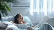 مع موجة الحر.. ماذا يحدث للجسم عند استخدام مكيف الهواء؟