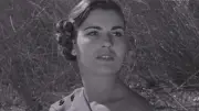 مهرجان كان يعرض فيلم إيفا بقسم كلاسيكيات ويكرم جون ترافولتا
