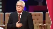 منشور غامض لتوفيق عبد الحميد يقلق الجمهور ويسري الفخراني يطالب بدعمه