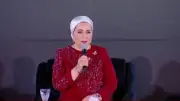 انتصار السيسي تشهد احتفالية فرحة مصر لدعم الشباب المقبلين على الزواج