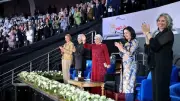 انتصار السيسي تشارك في فرحة مصر وتدعو للعرائس بالذرية الصالحة
