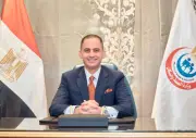 وزير الصحة يهنئ نائبه بجائزة الطبيب العربي في الحوكمة الرشيدة