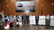 محافظ جنوب سيناء يودع حجاج الجمعيات الأهلية ويسلم ملابس الإحرام