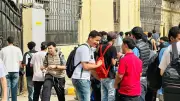 فرحة طلاب ثانية ثانوي بالجيزة لسهولة امتحاني الفيزياء وعلم النفس