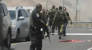 جيش الاحتلال يواصل إطلاق النيران بشكل مكثف باتجاه المناطق الشرقية لقطاع غزة