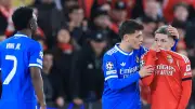 يويفا يخالف الفيفا: لا بطاقات حمراء لتغطية الفم في دوري أبطال أوروبا