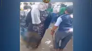 سيدة تقيد نجلها بجنزير وقفل لمنعه من الهروب من المدرسة