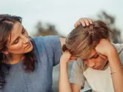 التمرد وتغير السلوك أبرز سمات المراهقة حسب استشاري نفسي