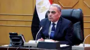 محافظ الإسماعيلية يشيد بجهود السيطرة على تسريب غاز الكلور بمحطة مياه