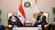 وزير الصناعة يبحث مع غرفة التجارة الفرنسية نقل التكنولوجيا المحلية