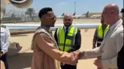 بالجلابية.. محمد رمضان يصل بغداد لحضور عرض فيلم أسد