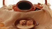 ماذا يحدث لجسمك عند تناول الجبنة المش؟ فوائد وأضرار