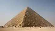 دراسة حديثة تكشف سر صمود هرم خوفو أمام الزلازل عبر آلاف السنين