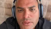 رامي صبري يروج لألبومه الجديد بوصفه فرفوش ولذيذ