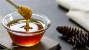 تفسير حلم تناول العسل الأبيض في المنام وبشارات السعادة والرزق