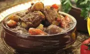 طاجن العكاوي يتصدر سفرة عيد الأضحى.. أكلة مصرية بطعم زمان