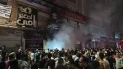 السيطرة على حريق في محل تجاري بدمنهور دون إصابات