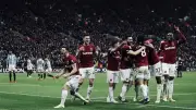تعادل سلبي بين وست هام وليدز في الشوط الأول بالدوري الإنجليزي