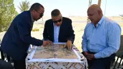 محافظ جنوب سيناء يتفقد توسعة الطريق الساحلي برأس سدر ويؤكد: سلامة المواطنين أولًا