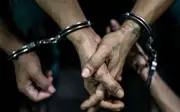 ضبط كيان تعليمي غير مرخص ببنها يمنح شهادات وهمية
