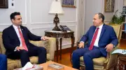 وزير الخارجية يبحث مع عضو الكونجرس دعم الحلول الدبلوماسية بالمنطقة