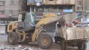 محافظ الجيزة يستبعد مسؤولي نظافة في إمبابة والمنيرة والوراق