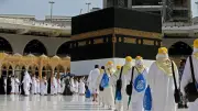 كيف تتصرف إذا تعرضت لضربة شمس خلال مناسك الحج؟