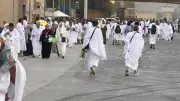 عرفات تكتسي بالخشوع.. ملايين الحجاج يؤدون الركن الأعظم في أجواء روحانية