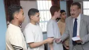 محافظ بورسعيد يشارك أطفال دار 