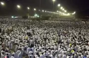 نفرة حجاج بيت الله الحرام من عرفات إلى المزدلفة بعد أداء الركن الأعظم