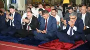 محافظ الدقهلية يؤدي صلاة عيد الأضحى بمسجد النصر في المنصورة