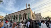 محافظ قنا يؤدي صلاة عيد الأضحى بمسجد عبد الرحيم القنائي بحضور الآلاف