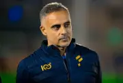 الأهلي ينفي التفاوض مع البرتغالي جوزيه جوميز لخلافة كولر