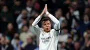 كيليان مبابي يتوج بجائزة أفضل لاعب في ريال مدريد للموسم الثاني توالياً