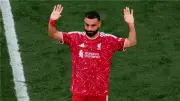 الإعلامي السعودي خالد القحطاني يكشف وجهة محمد صلاح المقبلة