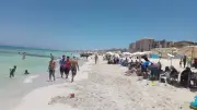 إقبال جماهيري كبير على شواطئ الإسكندرية في ثاني أيام عيد الأضحى