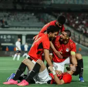 منتخب مصر يتوج بكأس العاصمة الجديدة بعد الفوز على روسيا استعدادا لكأس العالم