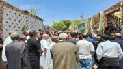 حزن ودموع في جنازة والدة الفنان أحمد حلمي ببنها