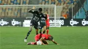 تعادل سلبي بين زد وكهرباء الإسماعيلية في الشوط الأول بالدوري المصري
