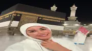 ياسمين صبري تؤدي مناسك الحج وتشارك جمهورها صوراً روحانية