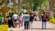 زيارة الأقارب في العيد وصلة الرحم.. الأزهر يوضح فضلهما