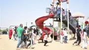 الملاهي متعة الصغار في رابع أيام عيد الأضحى بحديقة الأزهر