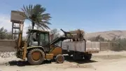 محافظ سوهاج يواصل حملات رفع مخلفات العيد وإزالة مخالفات البناء والتعديات