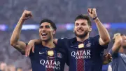 حكيمي يدخل التاريخ كأول إفريقي يتوج بدوري أبطال أوروبا ثلاث مرات