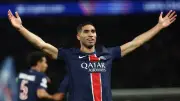 أشرف حكيمي يعادل إنجاز صامويل إيتو بثلاثة ألقاب في دوري أبطال أوروبا