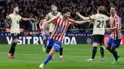 الفاريز يبلغ التلتيكو برغبته النهائية في الانتقال لبرشلونة أو أرسنال
