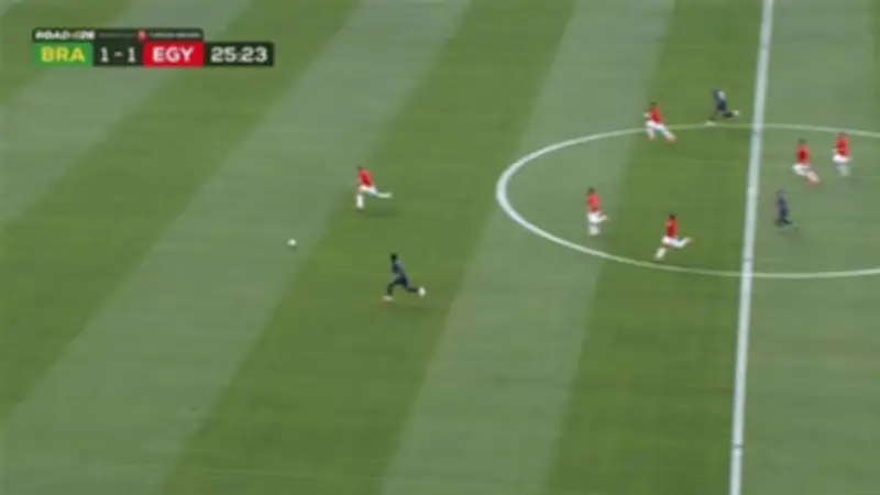 مصر والبرازيل يتعادلان 1-1 في الشوط الأول وتألق شوبير