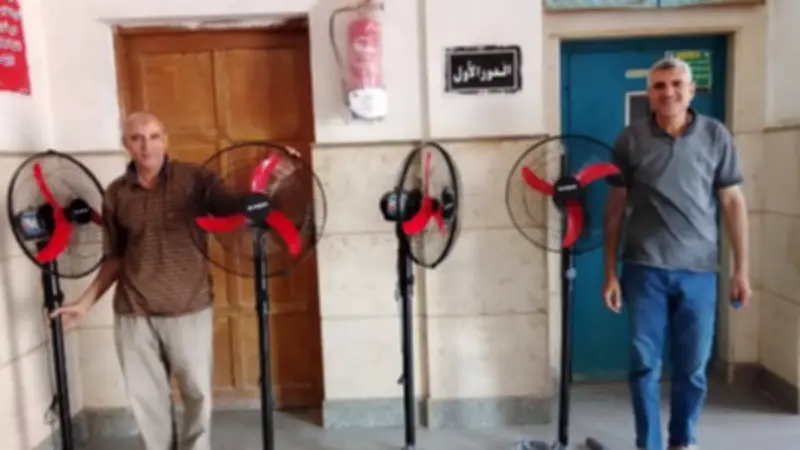 فاعل خير يتبرع بـ 10 مراوح لقاعات الامتحانات بآداب بني سويف