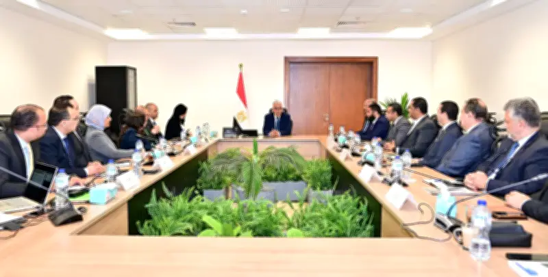 وزير الري يبحث تنفيذ مشروعات تنموية في دول حوض النيل بتمويل 100 مليون دولار