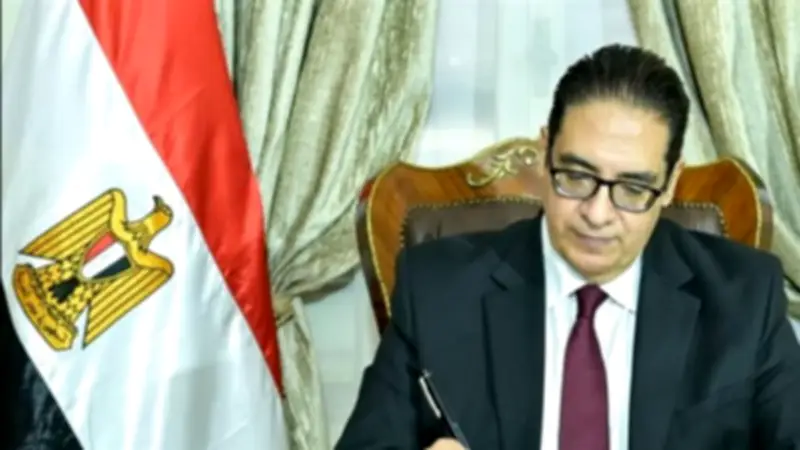 جامعة القاهرة الأهلية تحقق مع 102 طالب في مخالفات متنوعة وغش بالذكاء الاصطناعي